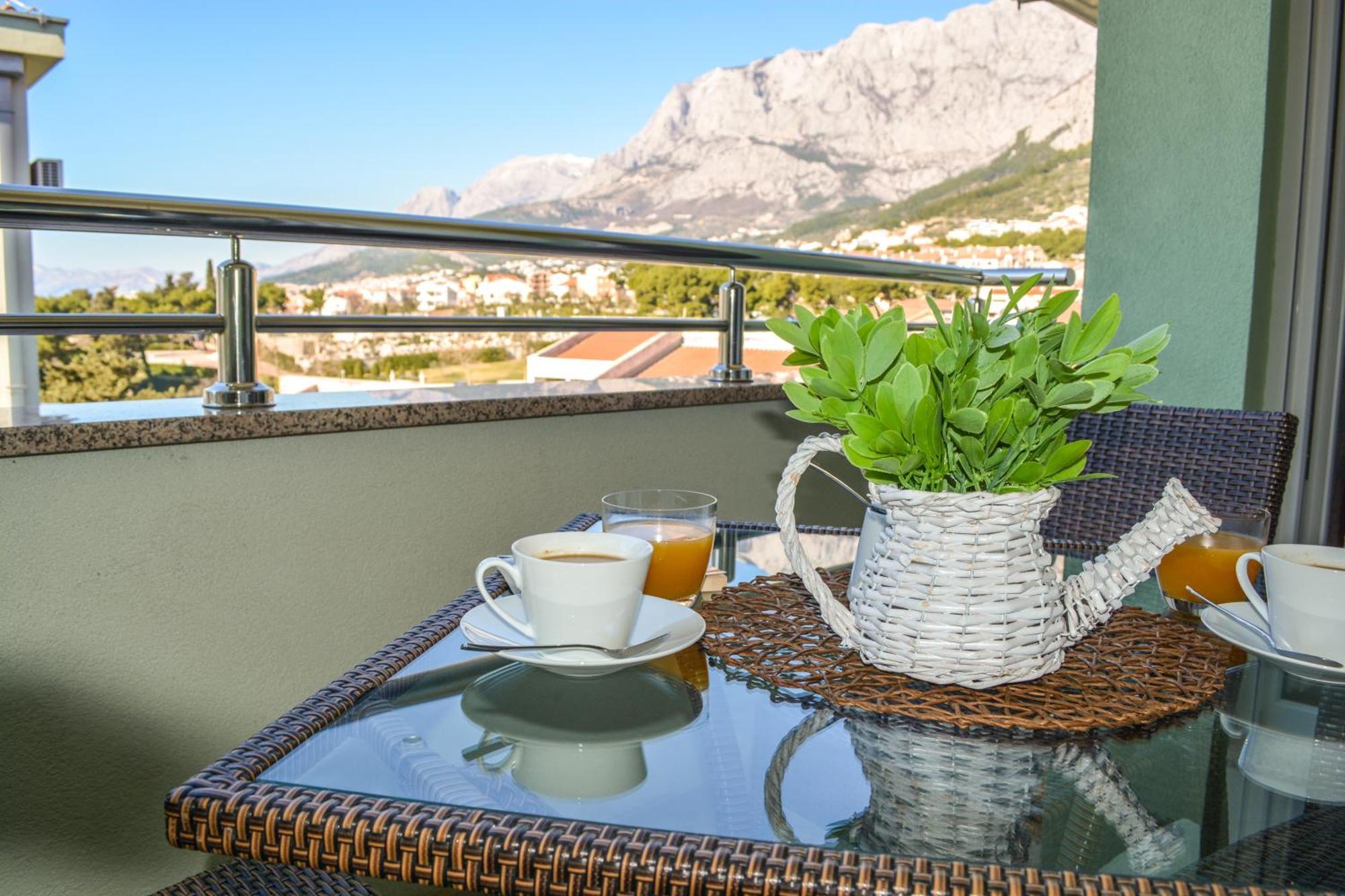 Apartment Sopta Makarska Exterior foto